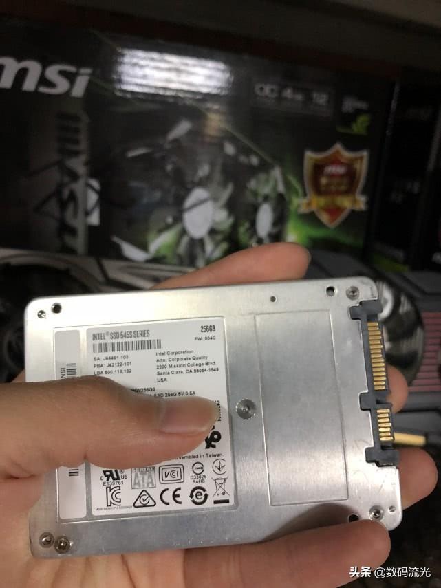 我那台华硕B365M主板，背面那些孔到底能插什么？