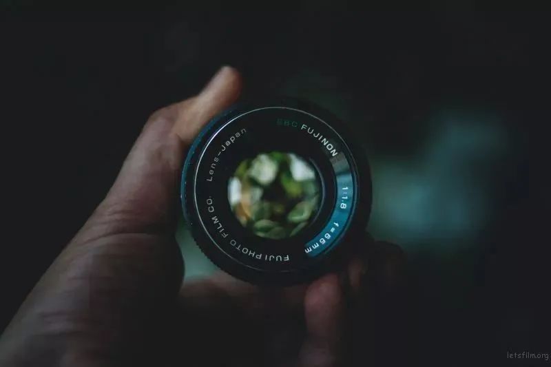 我用365张照片,把一整年塞进了一分钟里 我用365张照片,把一整年塞进了一分钟里