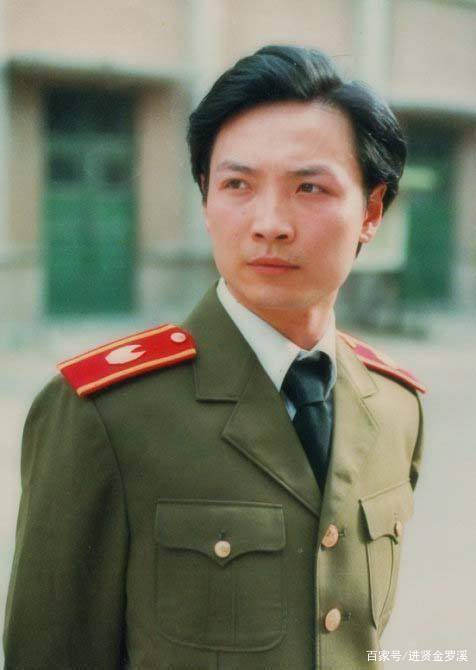 365周周书法教育，我们家从鸡飞狗跳练字到孩子主动铺纸的全记录
